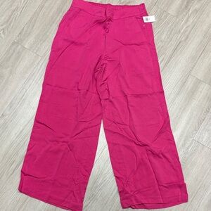 Old Navy Women's Wide Leg Pants in Fuchsia